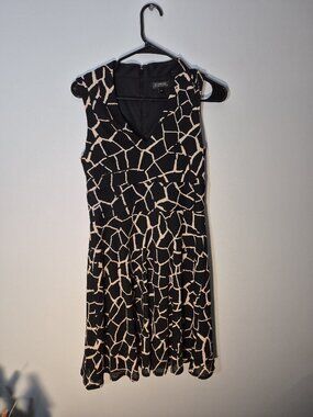 Le Château Black & Beige Abstract Geometric Dress Sz Small P/S